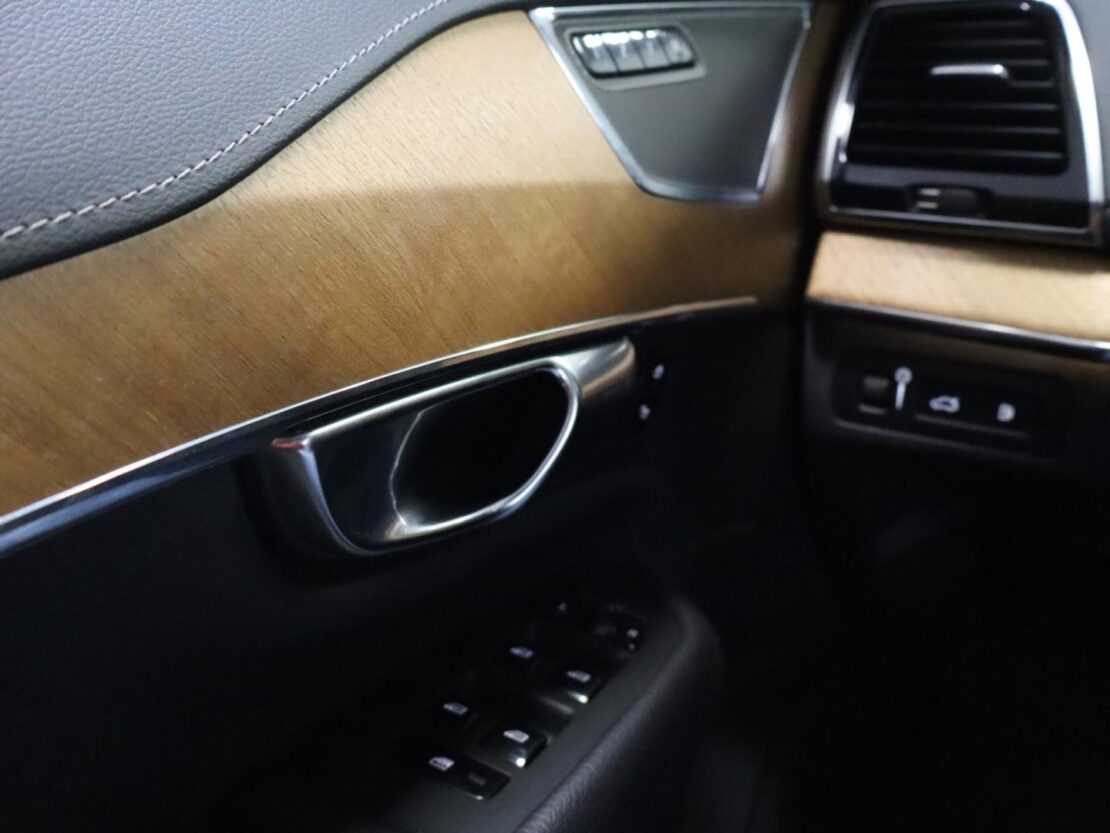 Volvo XC90 T8  AWD HYBRID Inscription 19