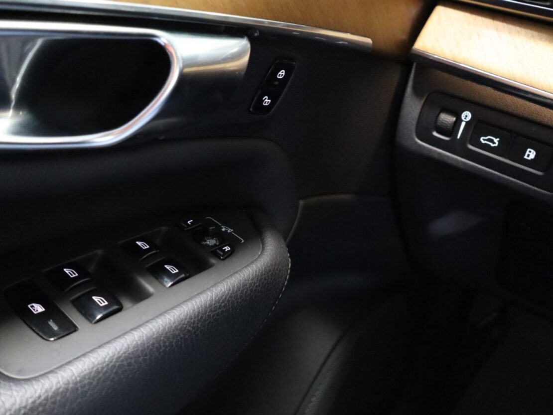 Volvo XC90 T8  AWD HYBRID Inscription 20