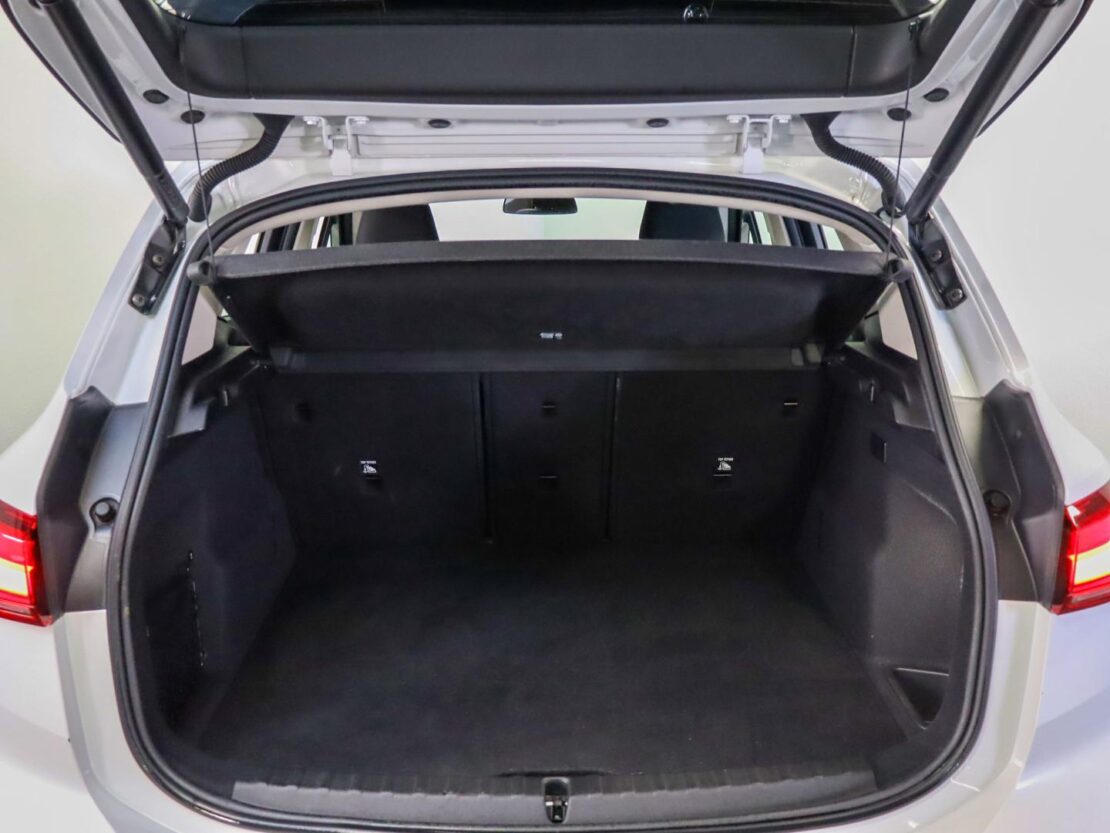 BMW Serie 2 Active Tourer 225xe Auto 23
