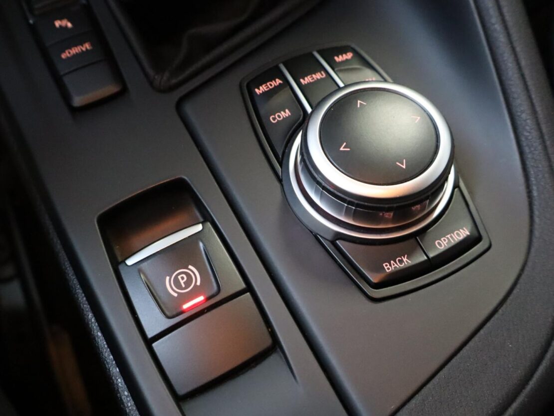 BMW X1 xDrive25e 21