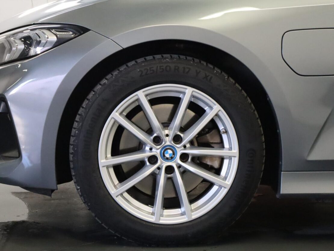 BMW Serie 3 330e Auto Corporate Edition 5