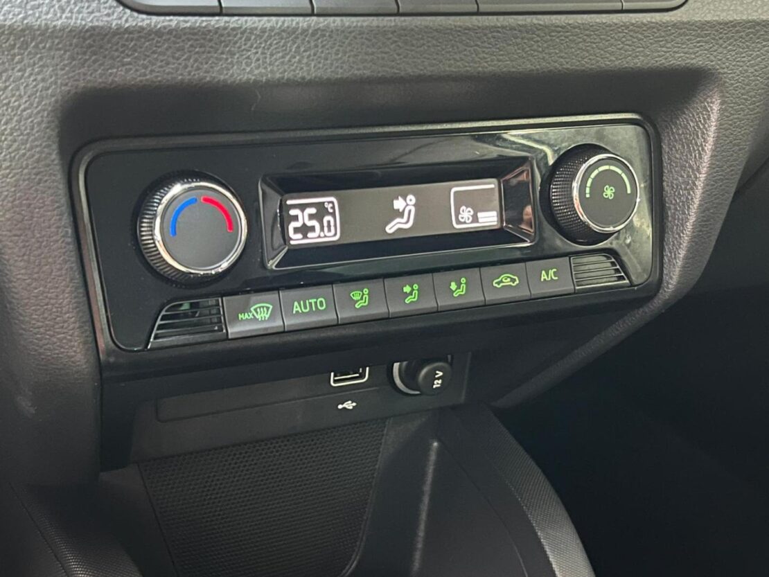 Skoda Fabia 1.0 TSI STYLE DSG Break 13