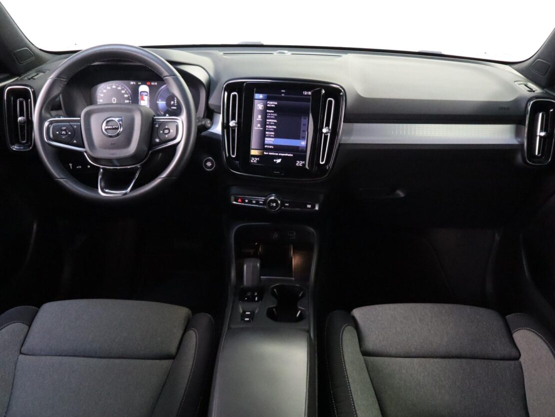 Volvo XC40 1.5 T5 Core PG HYBRID 11
