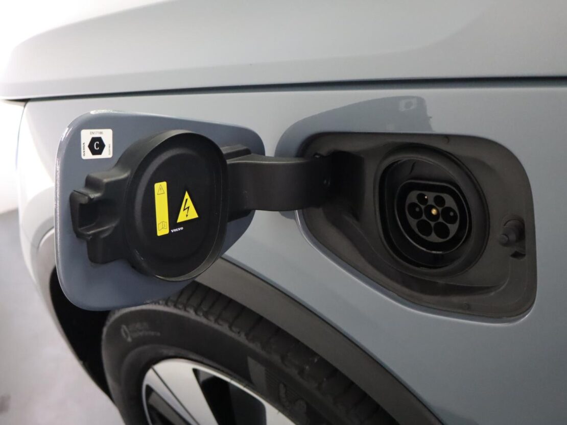 Volvo XC40 1.5 T5 Core PG HYBRID 7