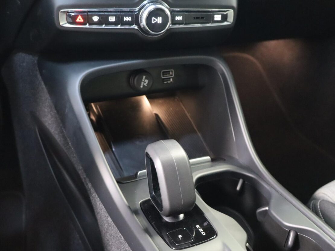 Volvo XC40 1.5 T5 Core PG HYBRID 22