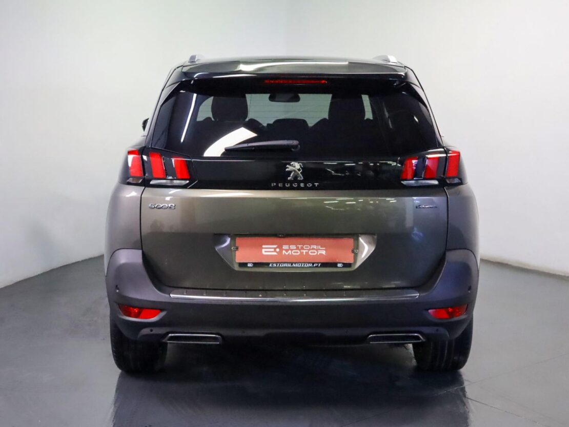Peugeot 5008 GT 1.5 BlueHDi  EAT8 4