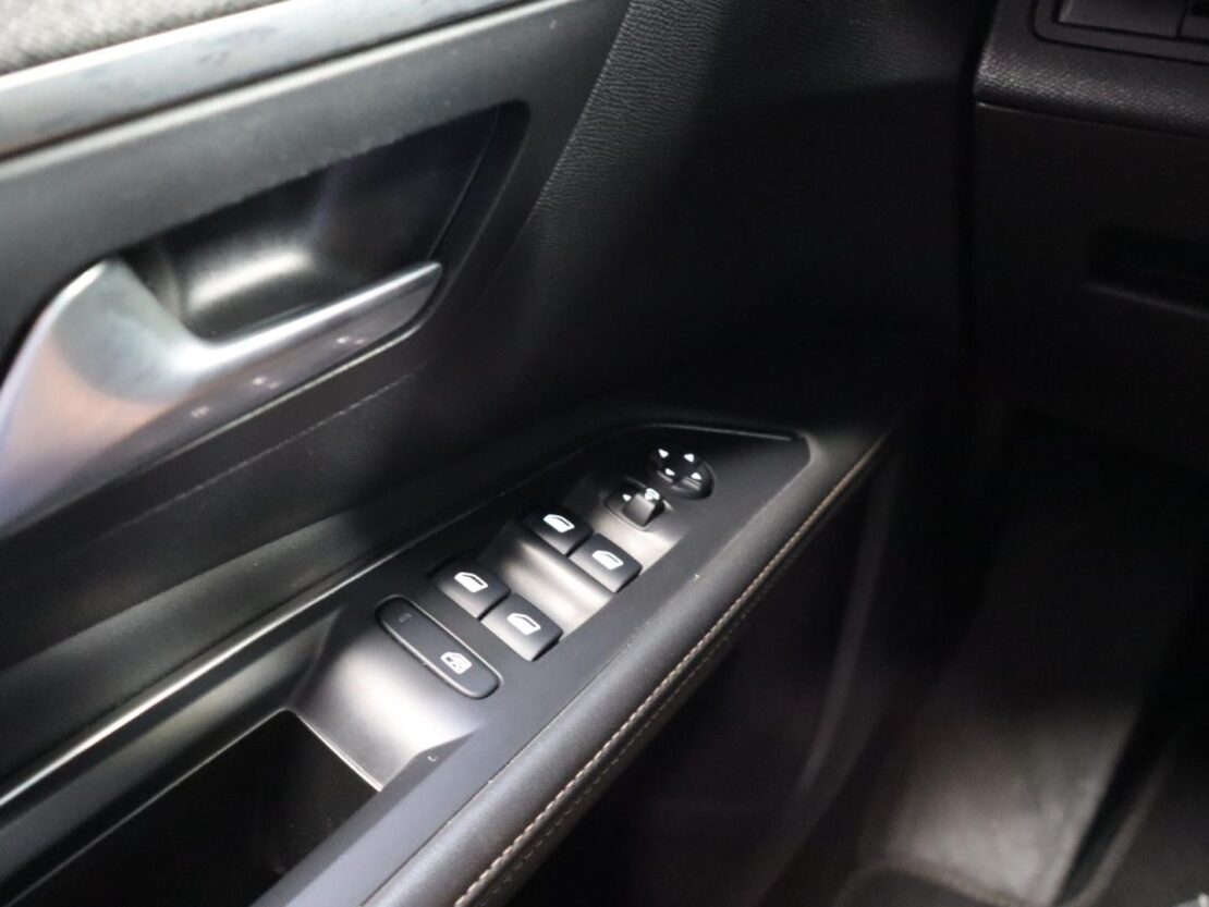 Peugeot 5008 GT 1.5 BlueHDi  EAT8 14