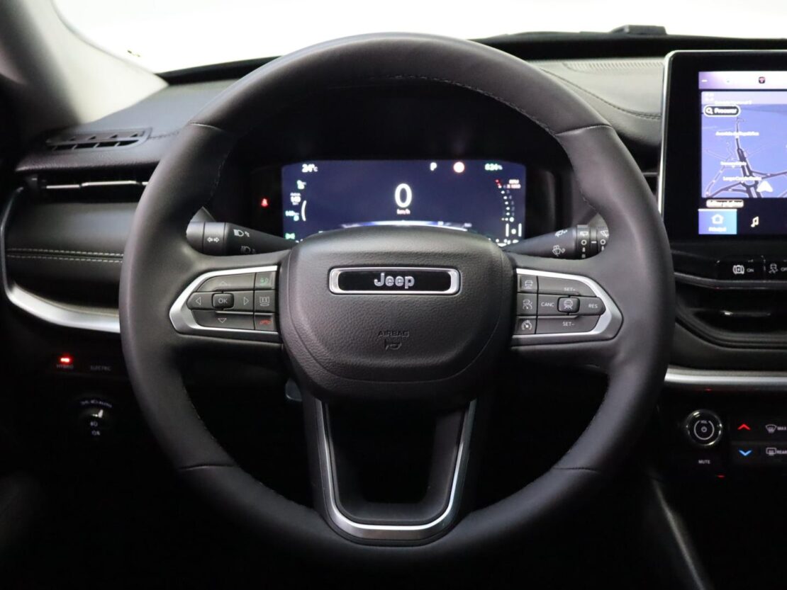Jeep Compass Limited 1.3 TG Plug In Hybrid 4Xe 11