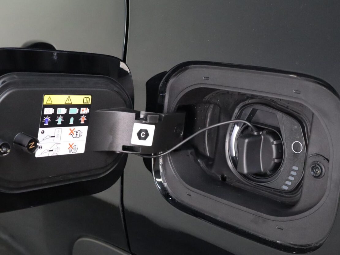 Jeep Compass Limited 1.3 TG Plug In Hybrid 4Xe 6