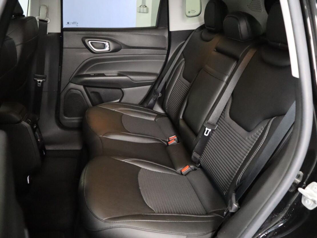 Jeep Compass Limited 1.3 TG Plug In Hybrid 4Xe 9