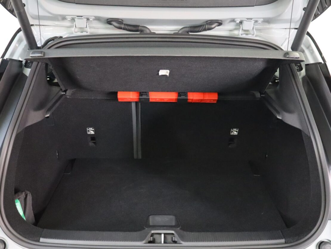 Volvo EX30 69 kWh Single Motor Extended Range Plus 29