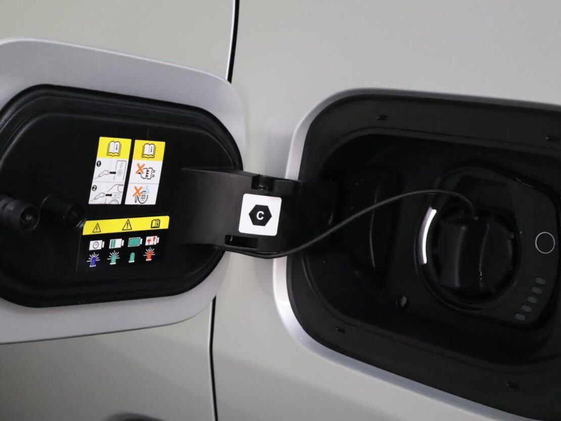 Jeep Compass Longitude 1.3 TG Plug In Hybrid  4Xe 6