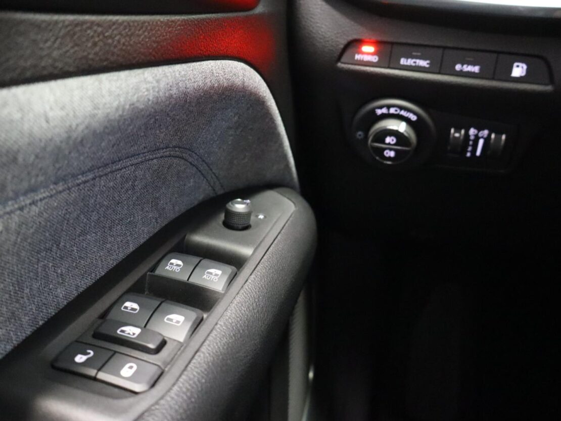 Jeep Compass Longitude 1.3 TG Plug In Hybrid  4Xe 13