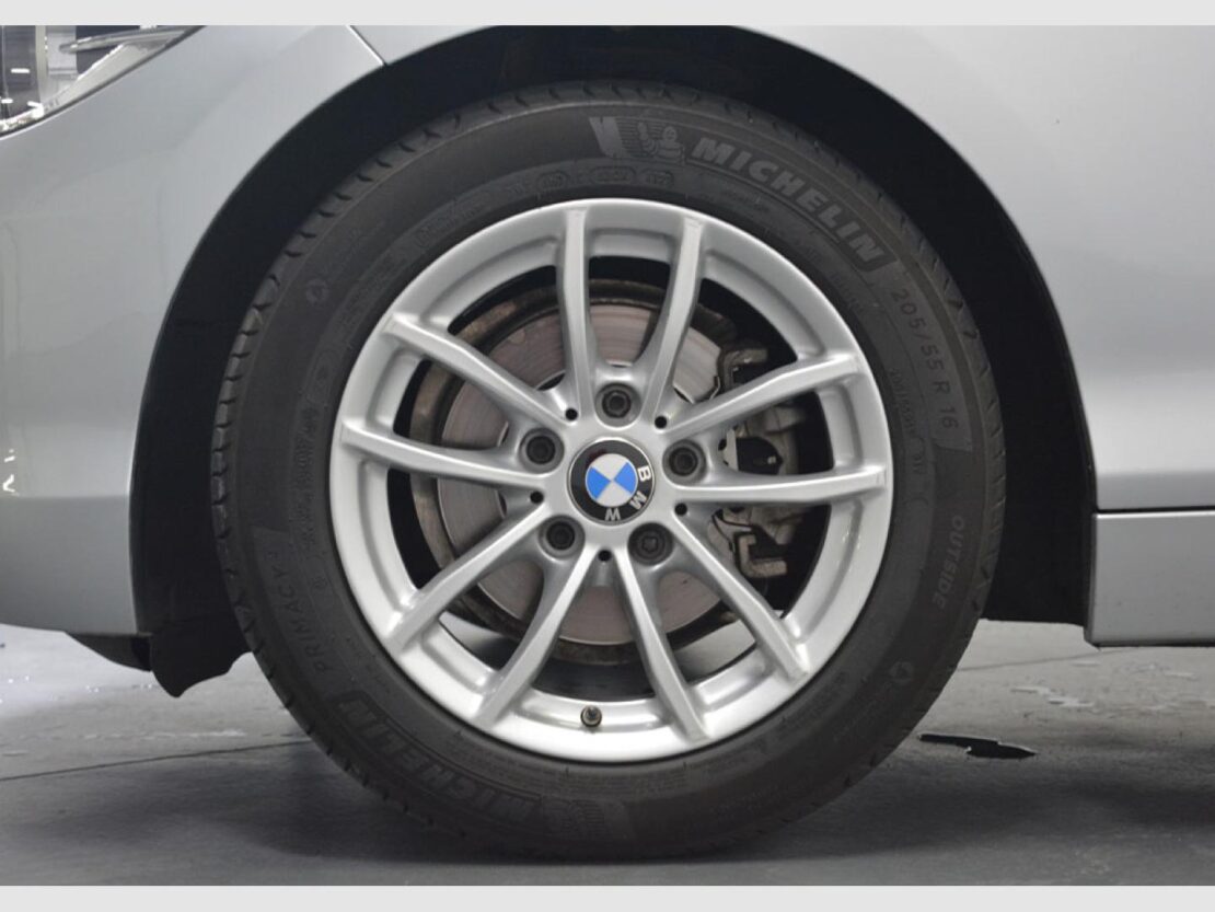 BMW Serie 1 116d Auto 5