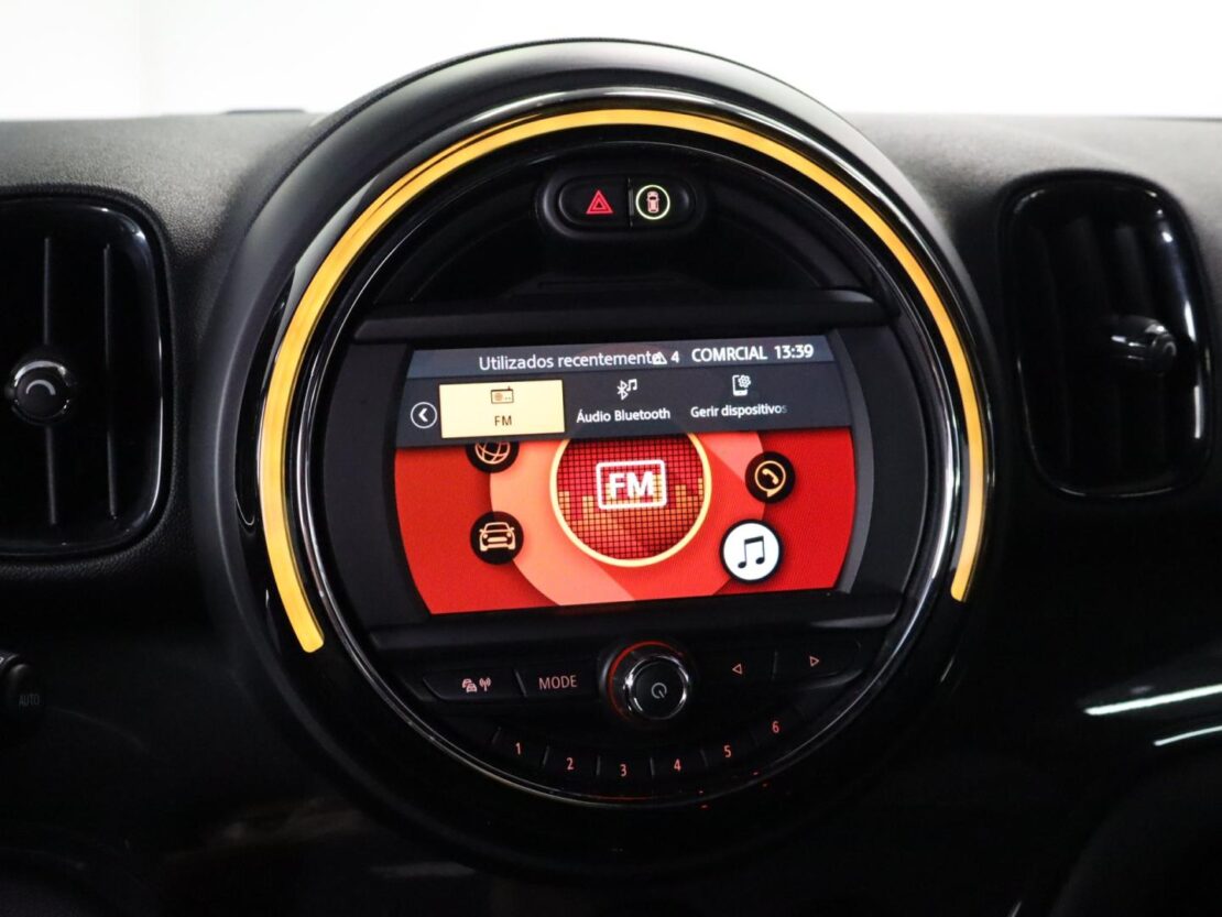 Mini Countryman One D 11
