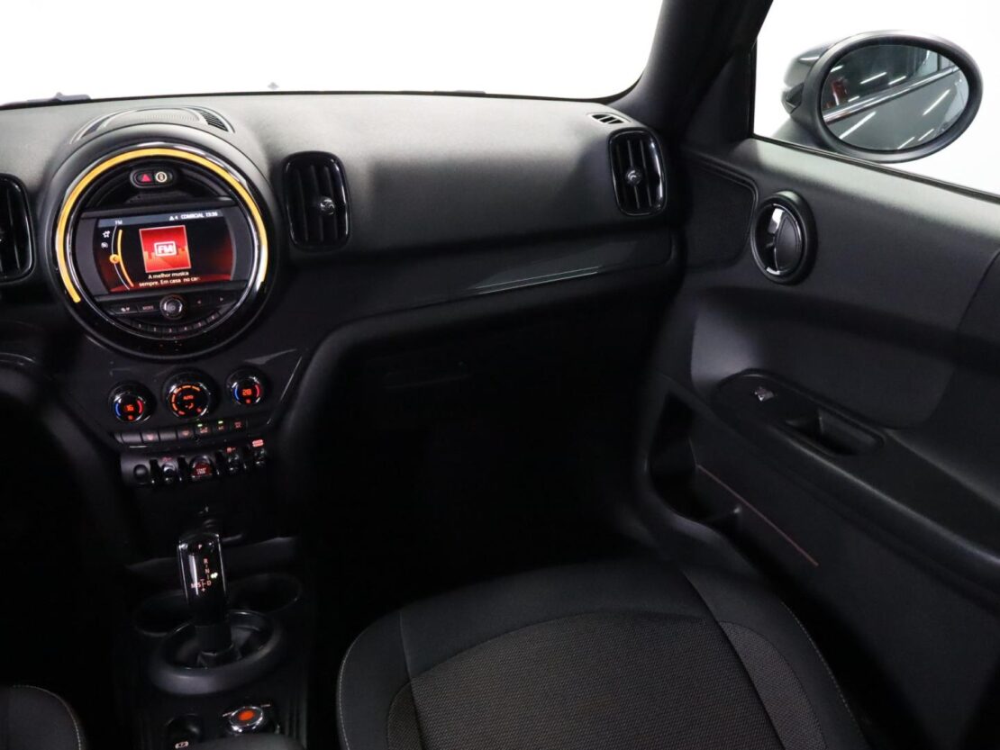 Mini Countryman One D 10