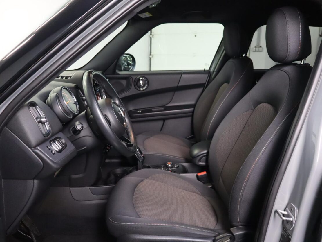 Mini Countryman One D 5