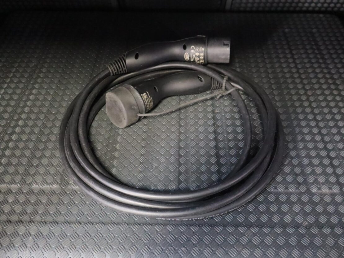Land Rover Defender 2.0 PHEV PS AWD Auto S 110 6
