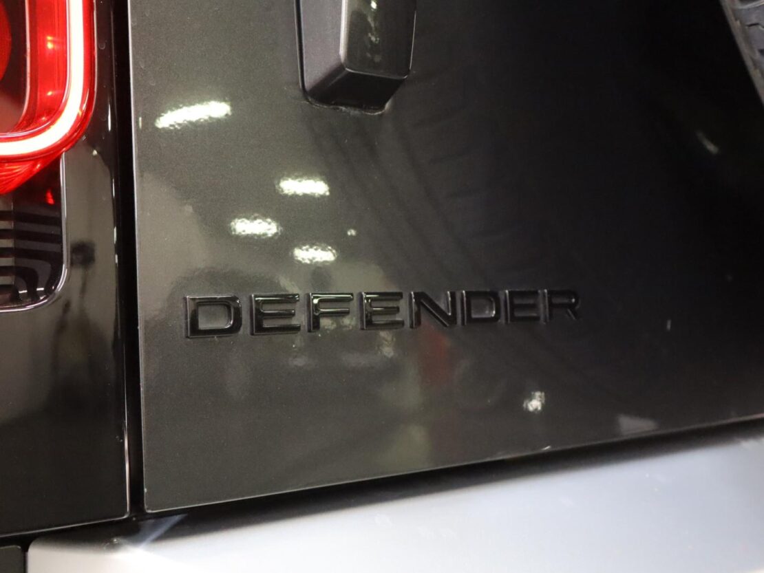 Land Rover Defender 2.0 PHEV PS AWD Auto S 110 25