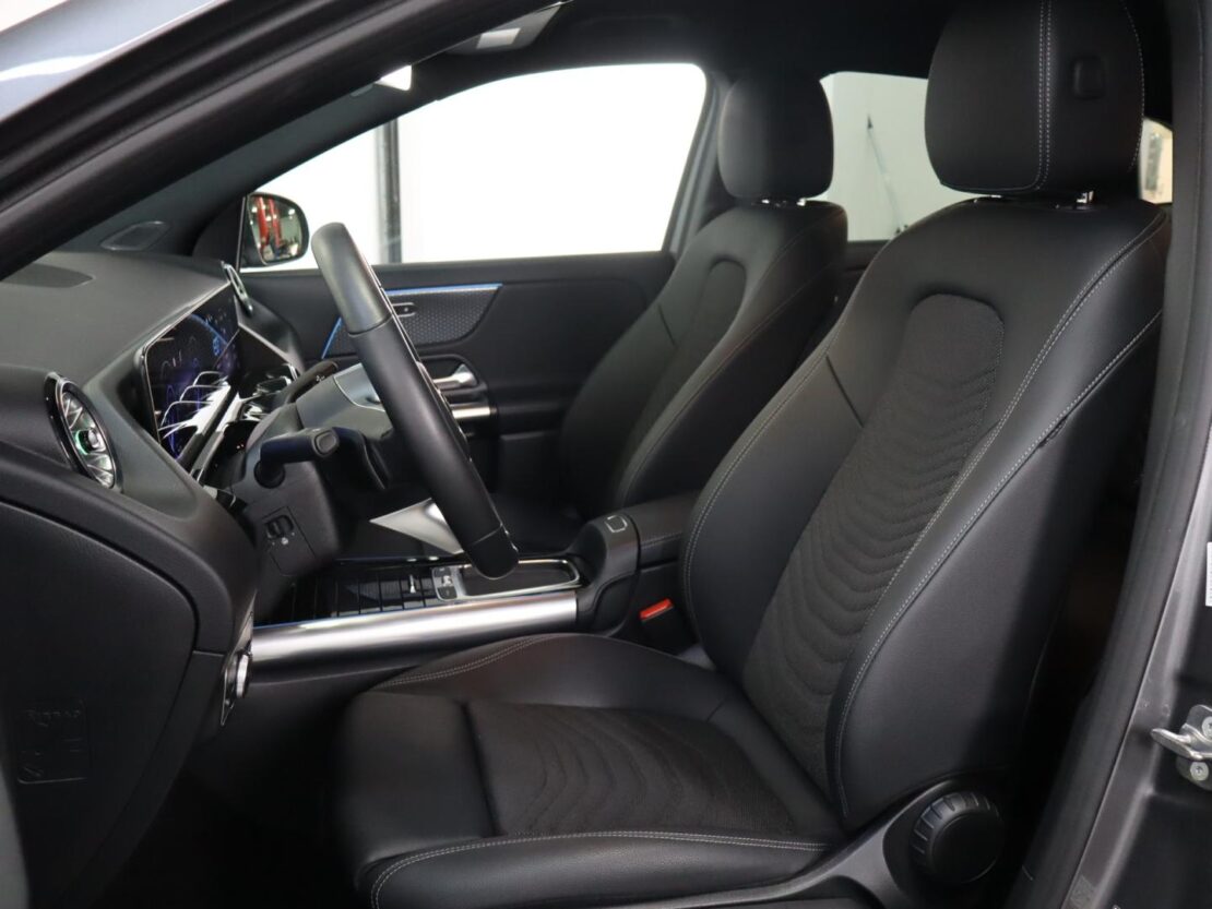 Mercedes Benz EQA EQA 250+ Progressive 8