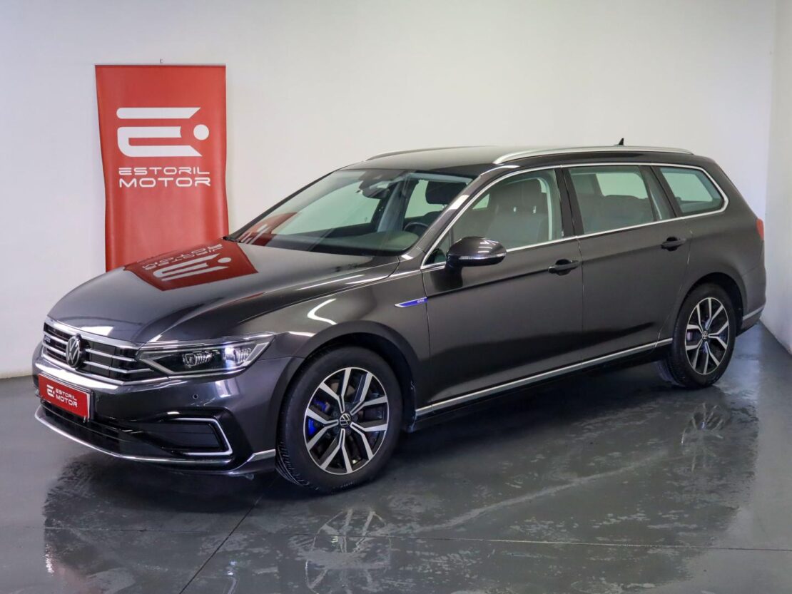 Volkswagen Passat 1.4 GTE Plug-in Hybrid Variant 1
