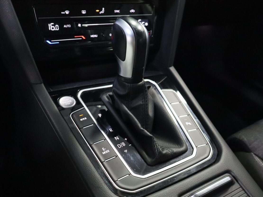 Volkswagen Passat 1.4 GTE Plug-in Hybrid Variant 23