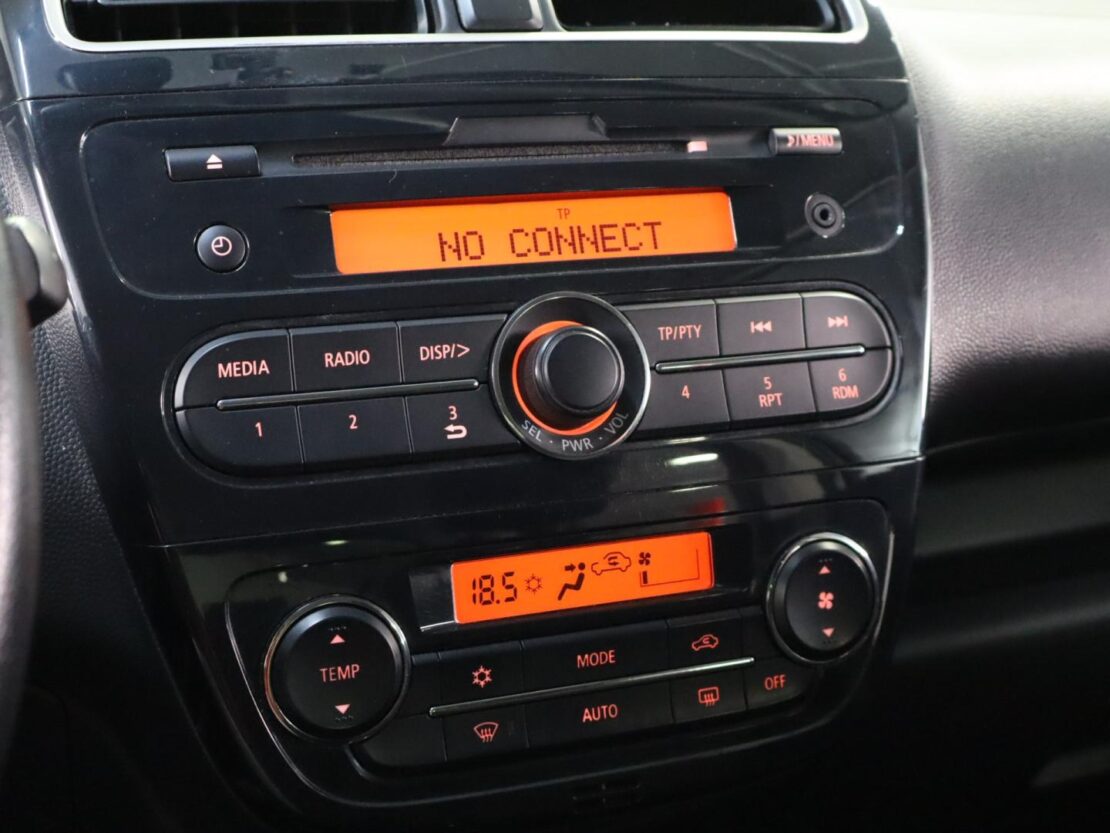 Mitsubishi Space Star 1.2 Connection Ediiton 12