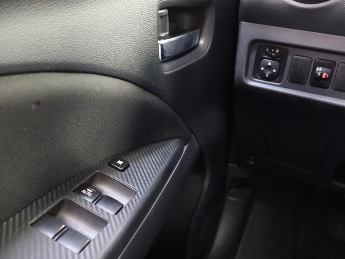 Mitsubishi Space Star 1.2 Connection Ediiton 15