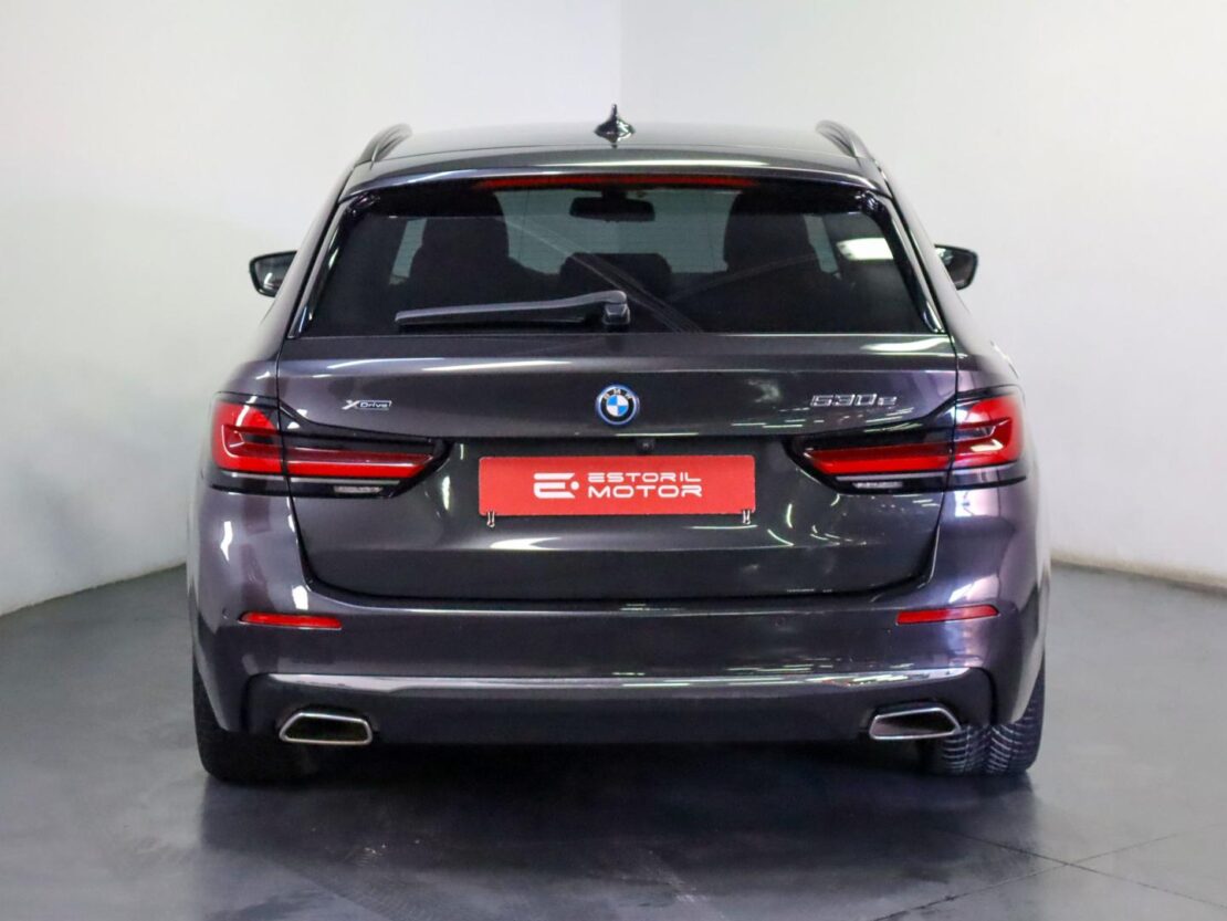 BMW Serie 5 530e Auto Line Luxury 3