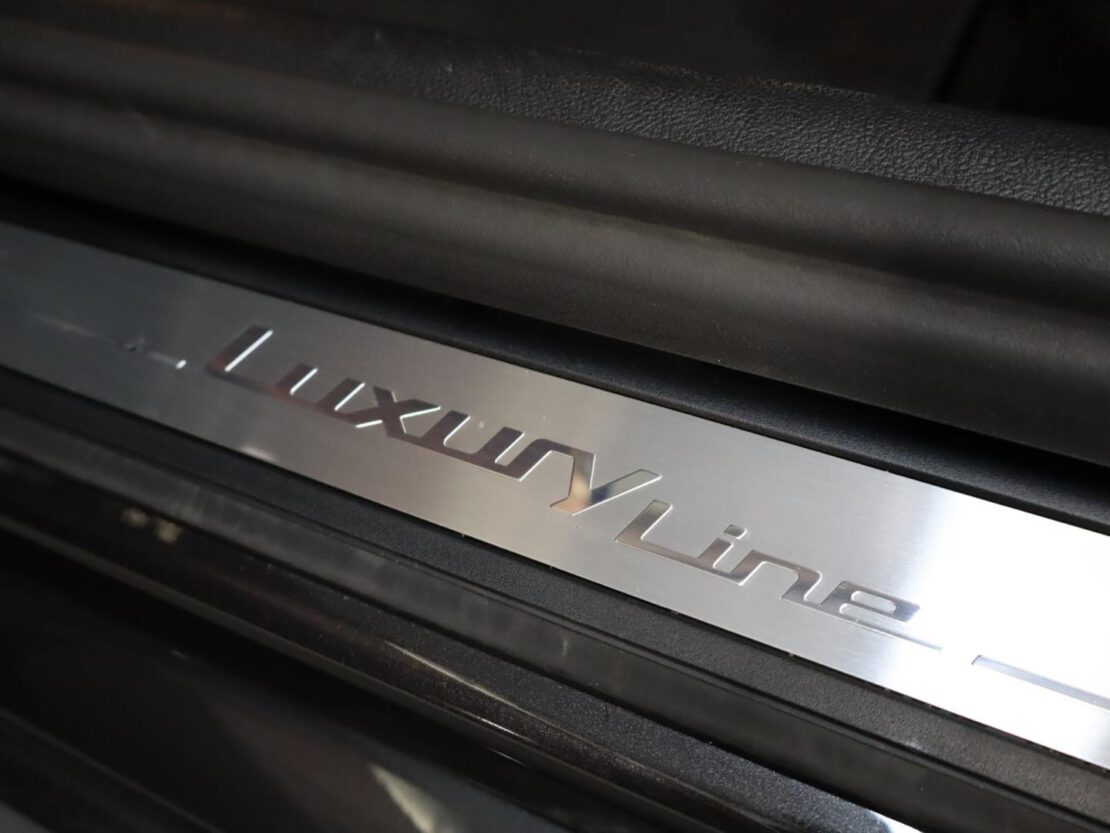 BMW Serie 5 530e Auto Line Luxury 10