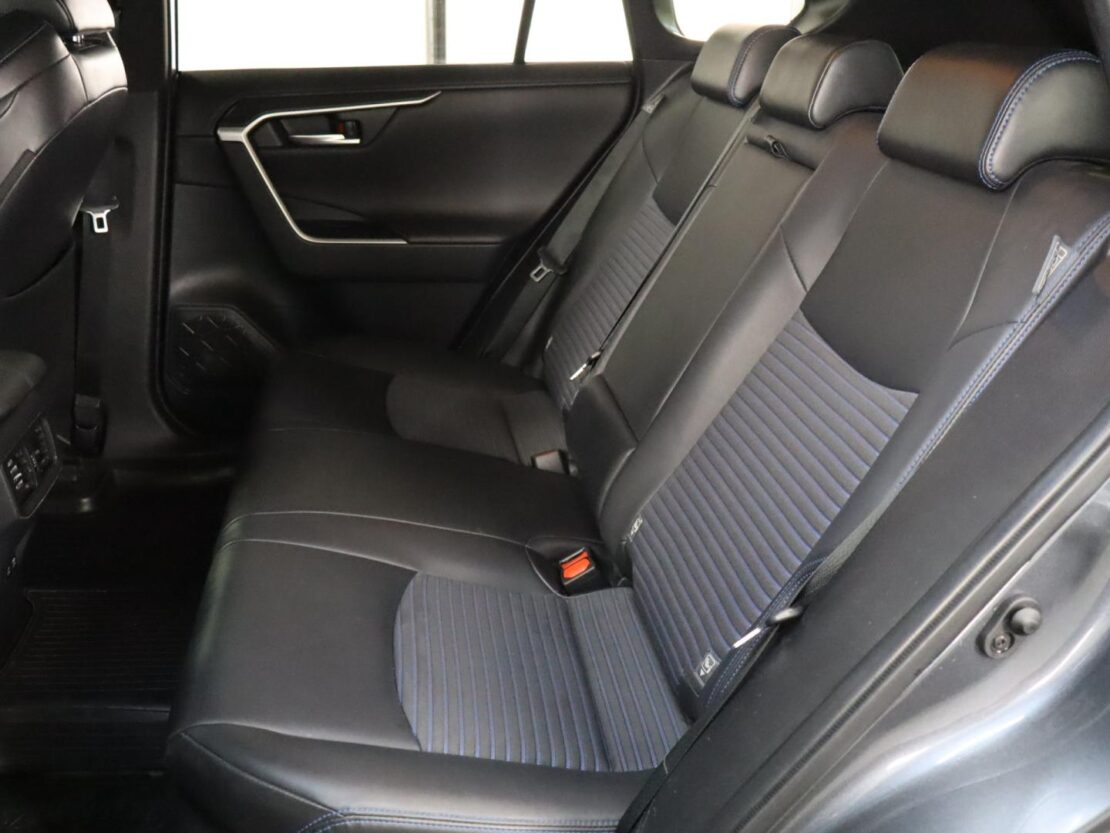Toyota Rav4 2.5 Hybrid SQUARE Collection 7