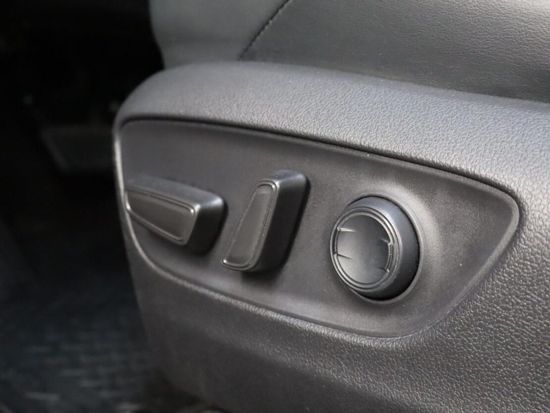 Toyota Rav4 2.5 Hybrid SQUARE Collection 8