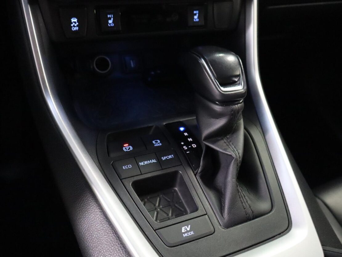 Toyota Rav4 2.5 Hybrid SQUARE Collection 18