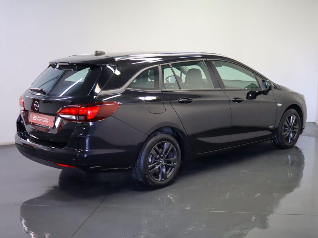 Opel Astra 1.5 Design & Tech ST 3