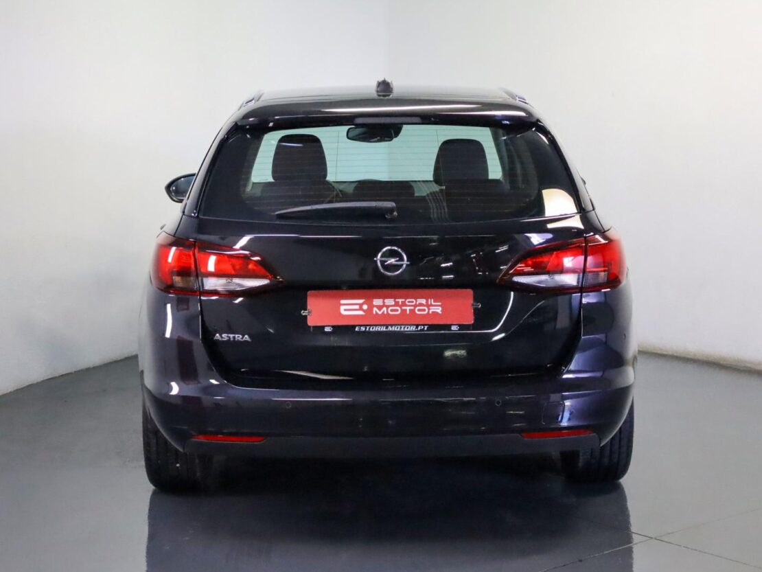 Opel Astra 1.5 Design & Tech ST 4
