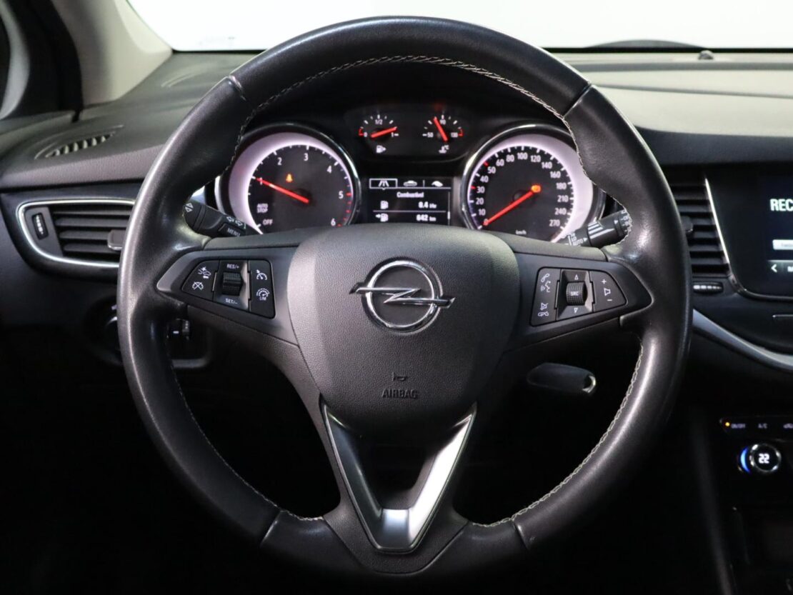 Opel Astra 1.5 Design & Tech ST 10