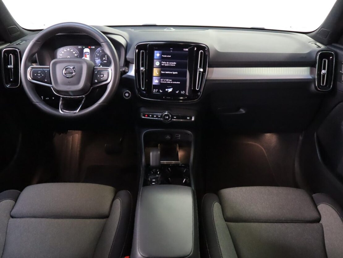 Volvo XC40 1.5 T5 Plus Bright PG HYBRID 13