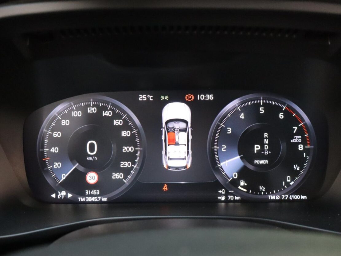 Volvo XC40 1.5 T5 Plus Bright PG HYBRID 15