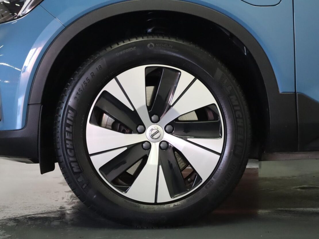 Volvo XC40 1.5 T5 Plus Bright PG HYBRID 5