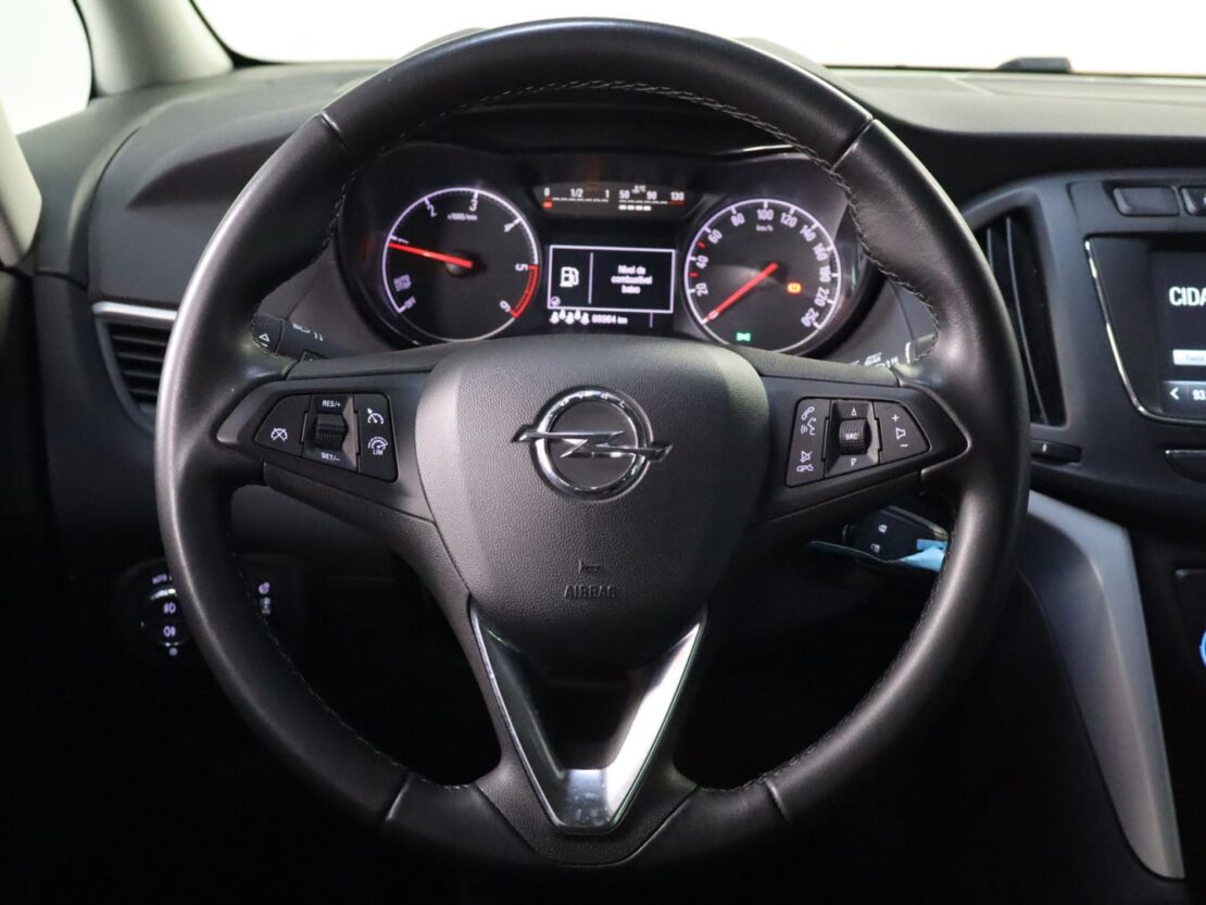 Opel Zafira Tourer 1.6 Turbo D S/S 120 Anos 11