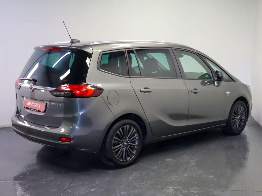 Opel Zafira Tourer 1.6 Turbo D S/S 120 Anos 3