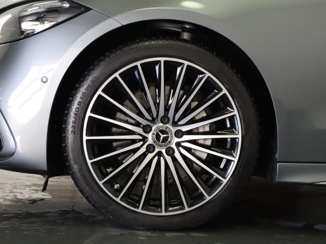 Mercedes Benz Classe C C 300 de AMG Line 5