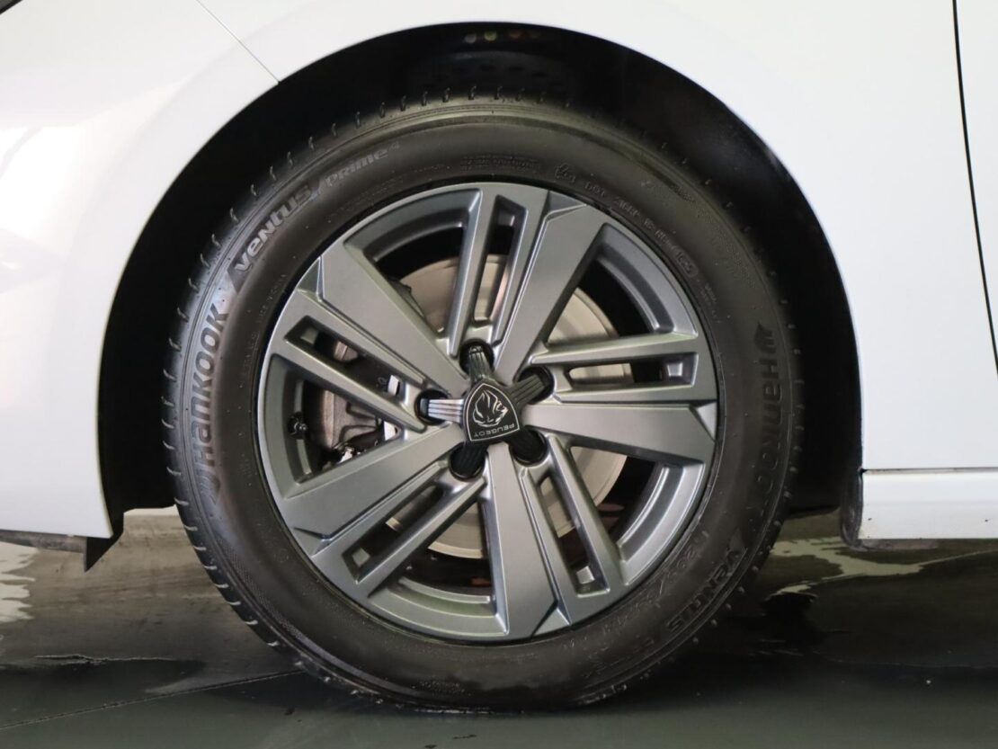 Peugeot 308 SW Style 1.5 BlueHDi EAT8 5