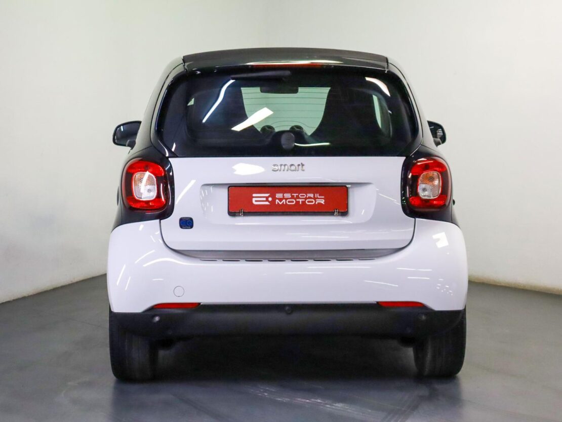 Smart Fortwo EQ passion 4