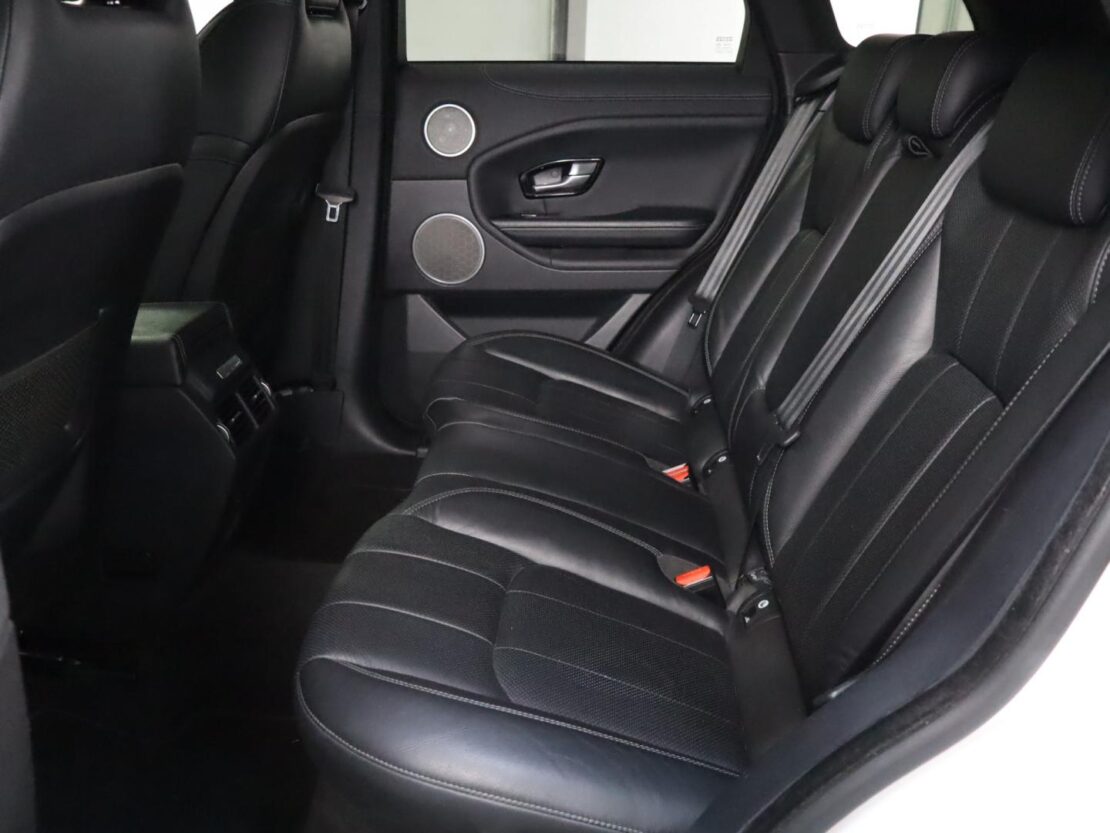 Land Rover Range Rover Evoque 2.0 D150 R-Dynamic S 9