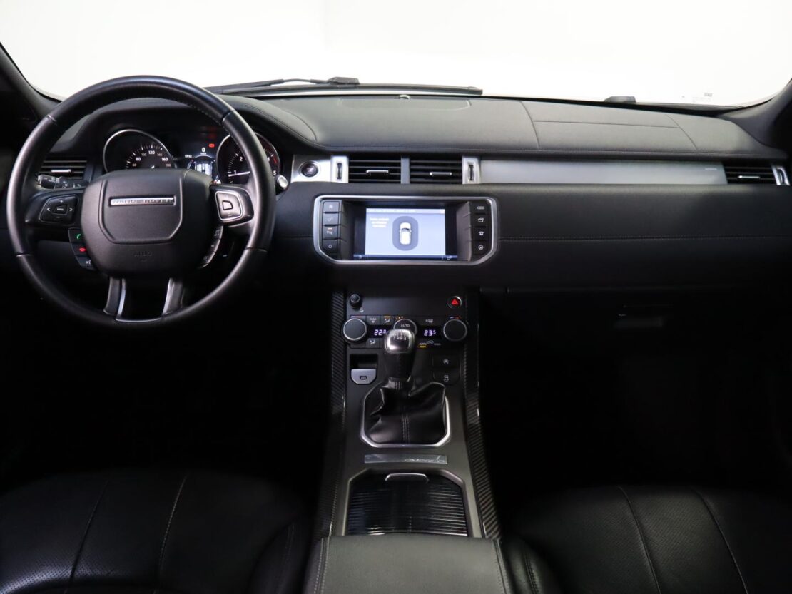 Land Rover Range Rover Evoque 2.0 D150 R-Dynamic S 10