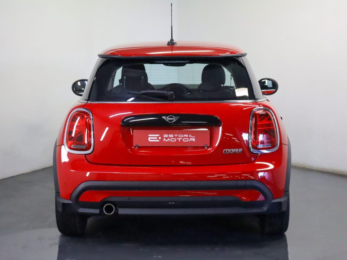Mini Mini 3 Portas Cooper Premium Essential Auto 4