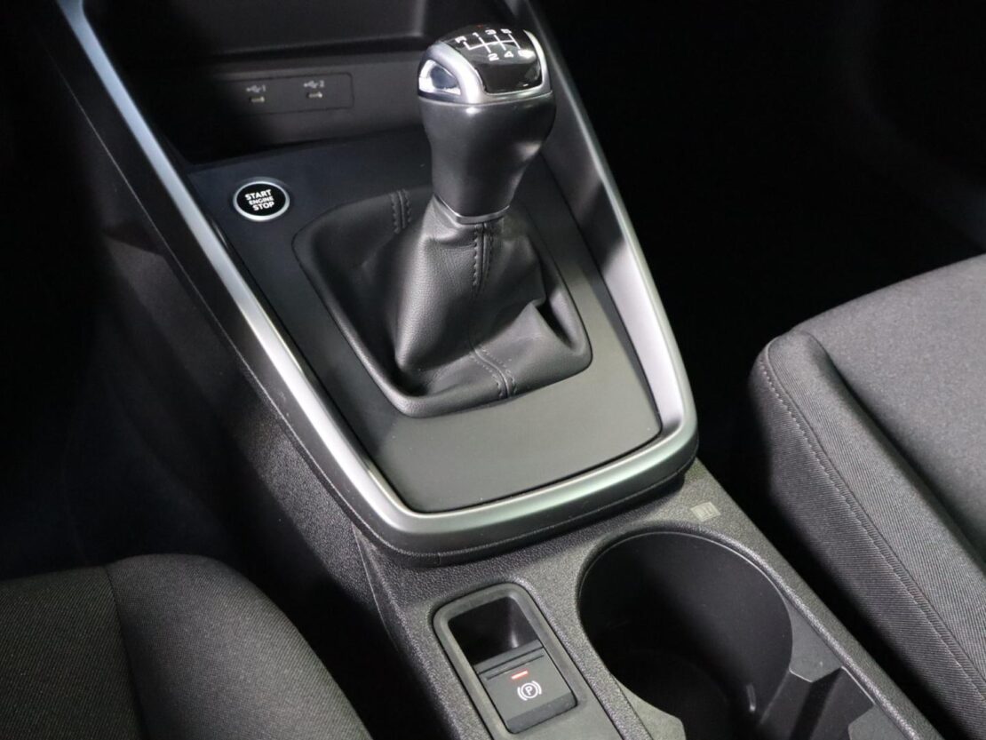 Audi A3 Sportback 30 TDI Base 15