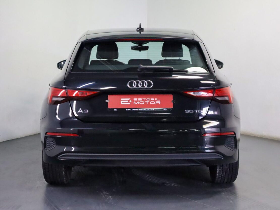 Audi A3 Sportback 30 TDI Base 4