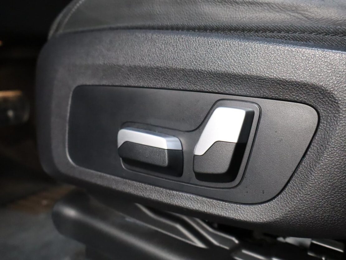 BMW iX3 Inspiring 10